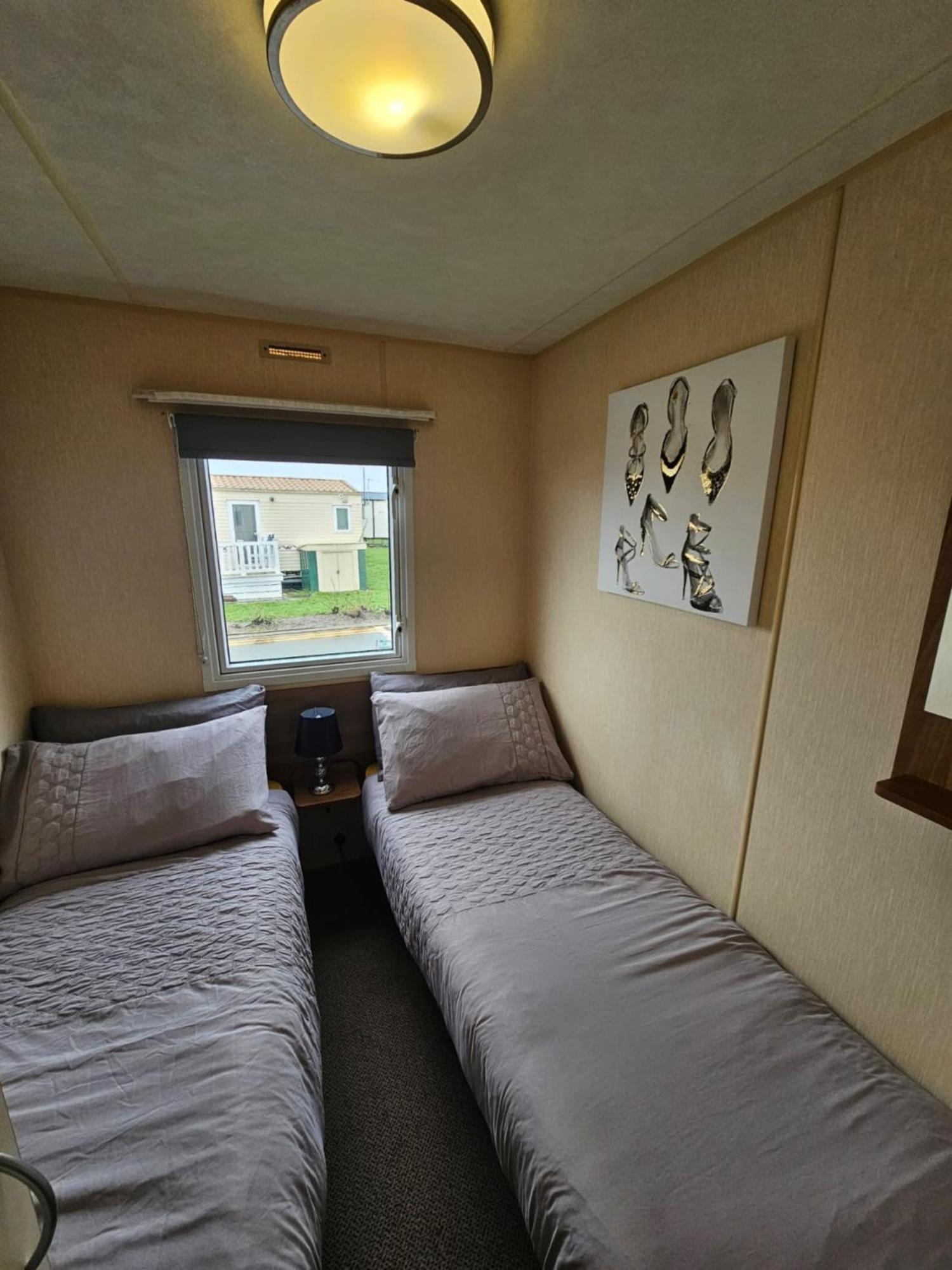 Golden Sands 8 Berth Cosy Caravan Rhyl Luaran gambar